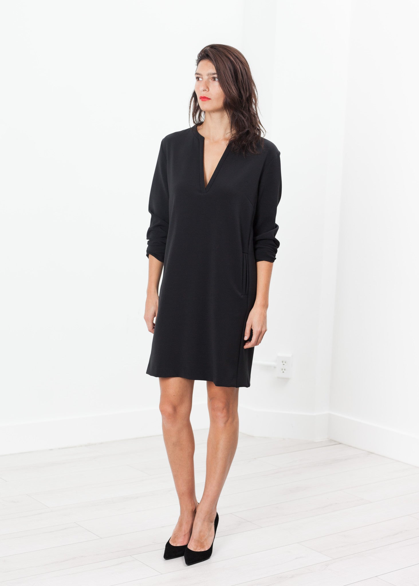 A-Line Pocket Shift in Black dripciry A-Line Pocket Shift in Black dripciry